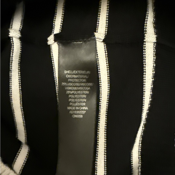 Adrianna Papell Navy and White Sailor Super Soft Lightweight Sweater NWT - Picture 8 of 9